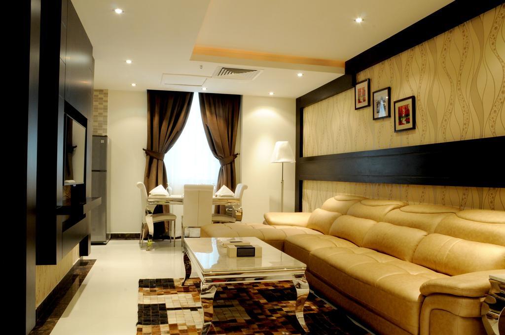 Al Yamama Palace Hotel Suites Riyadh Exteriör bild