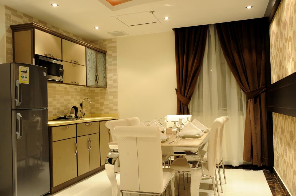 Al Yamama Palace Hotel Suites Riyadh Rum bild