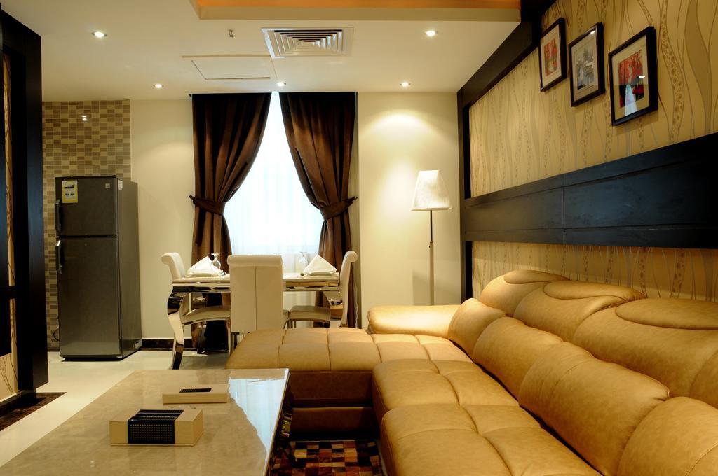 Al Yamama Palace Hotel Suites Riyadh Exteriör bild